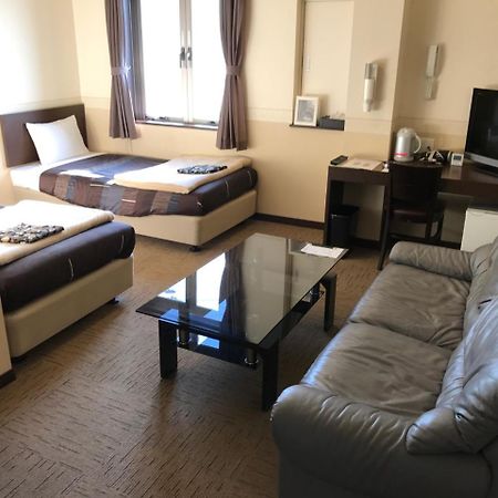 Conbini Ayersrockhotel Sendaitagajo Экстерьер фото