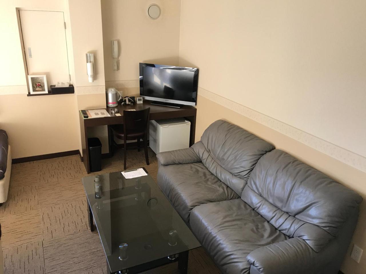 Conbini Ayersrockhotel Sendaitagajo Экстерьер фото